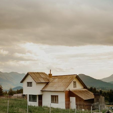 Popasul Transilvania Piatra Fantanele Bagian luar foto