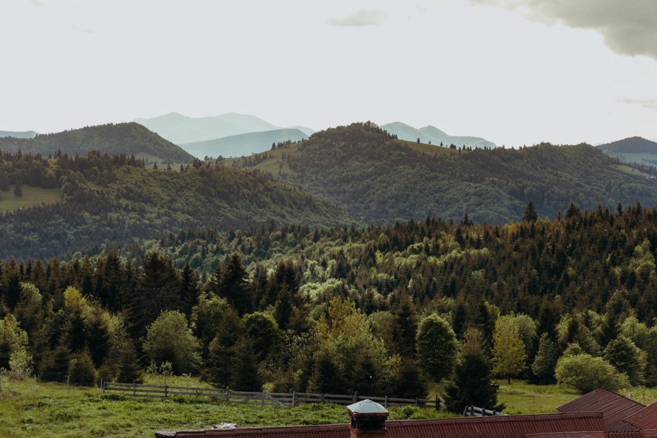 Popasul Transilvania Piatra Fantanele Bagian luar foto