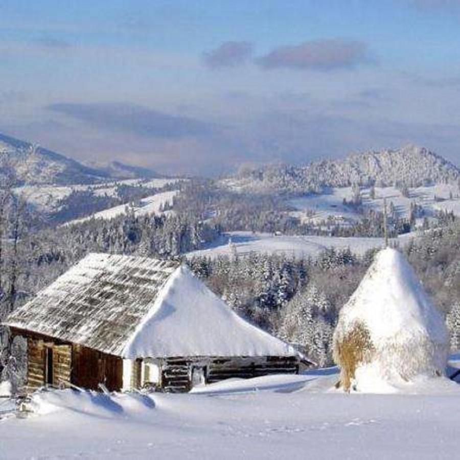 Popasul Transilvania Piatra Fantanele Bagian luar foto